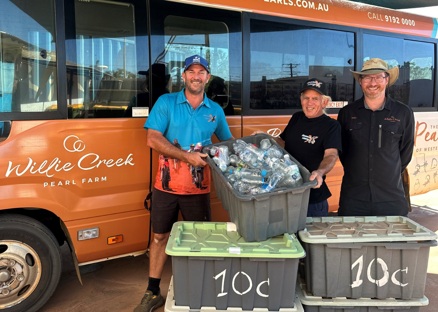 Willie Creek Pearls Harvest Café unterstützt mit Stolz eine lokale Gruppe durch Containers For Change