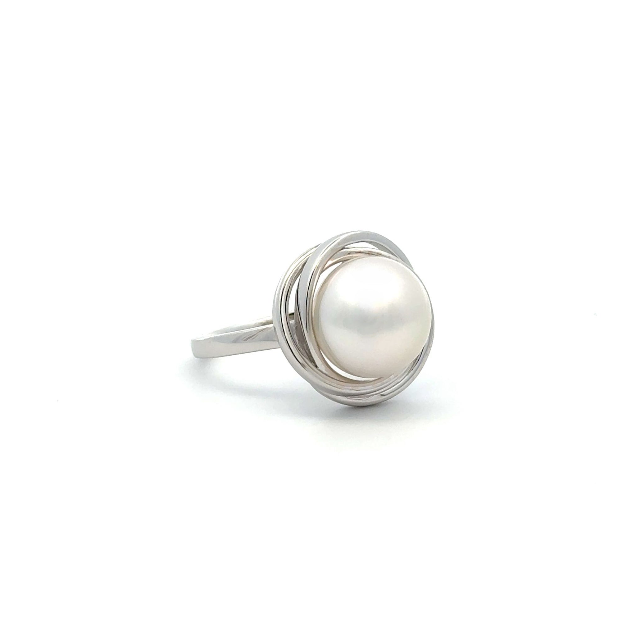 9K White Gold Australian South Sea Cultured Pearl Ring Size P 1/2