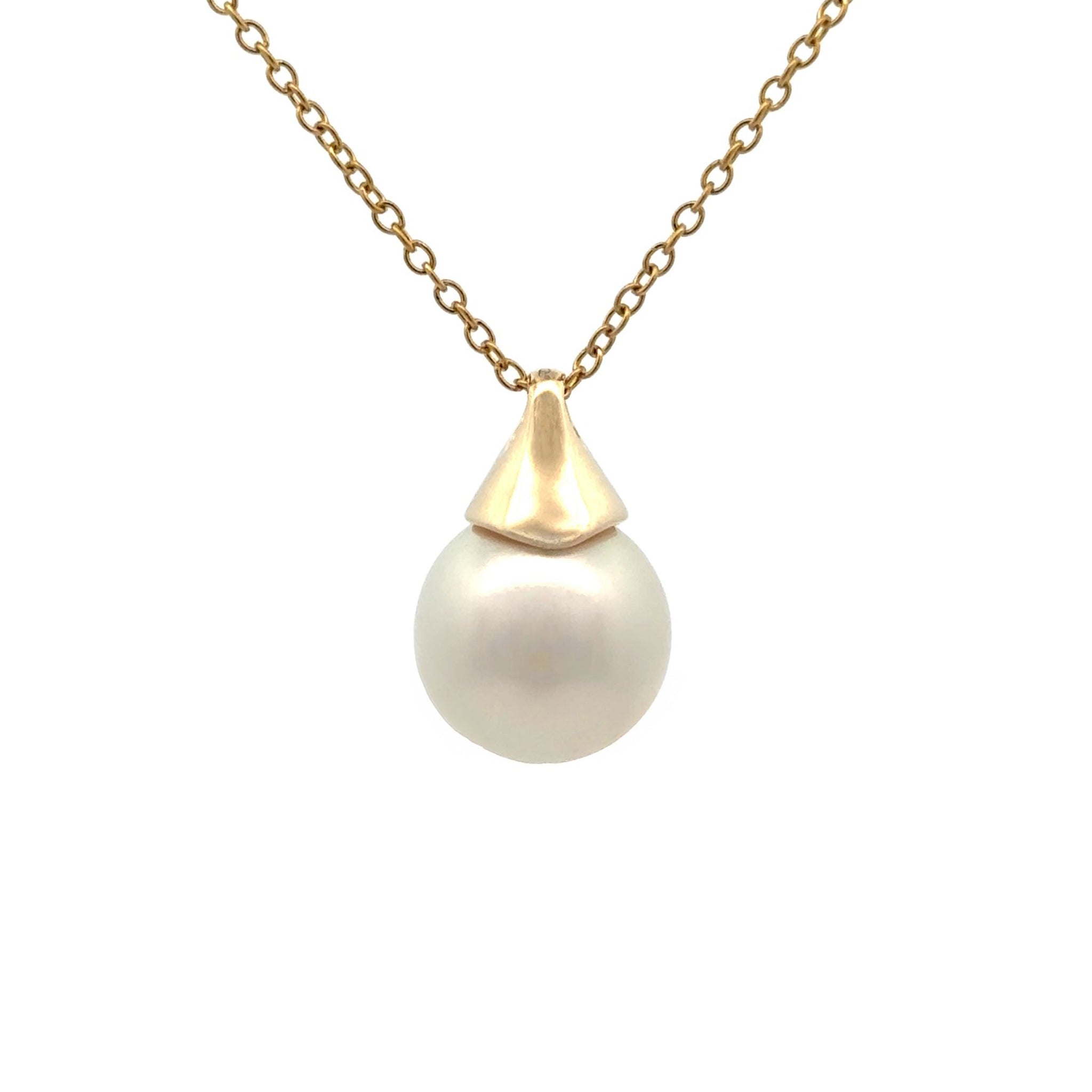 9K Yellow Gold Australian South Sea Cultured Pearl Pendant 