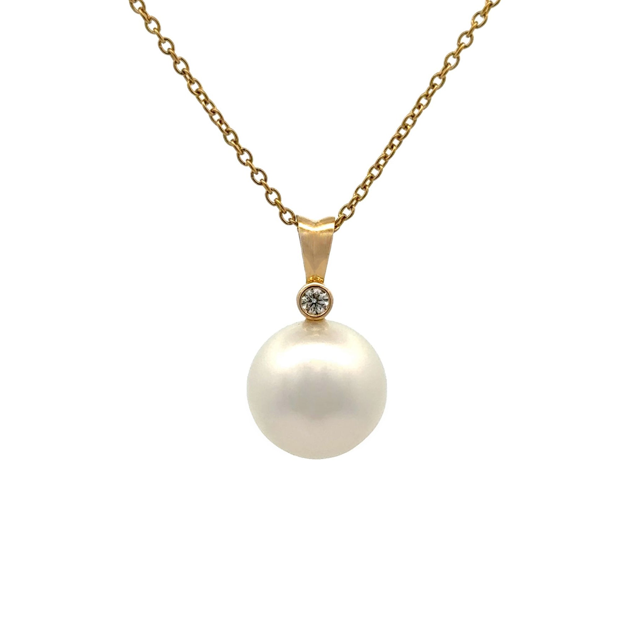 18K Yellow Gold Australian South Sea 14-15mm Cultured Pearl & Diamond Pendant