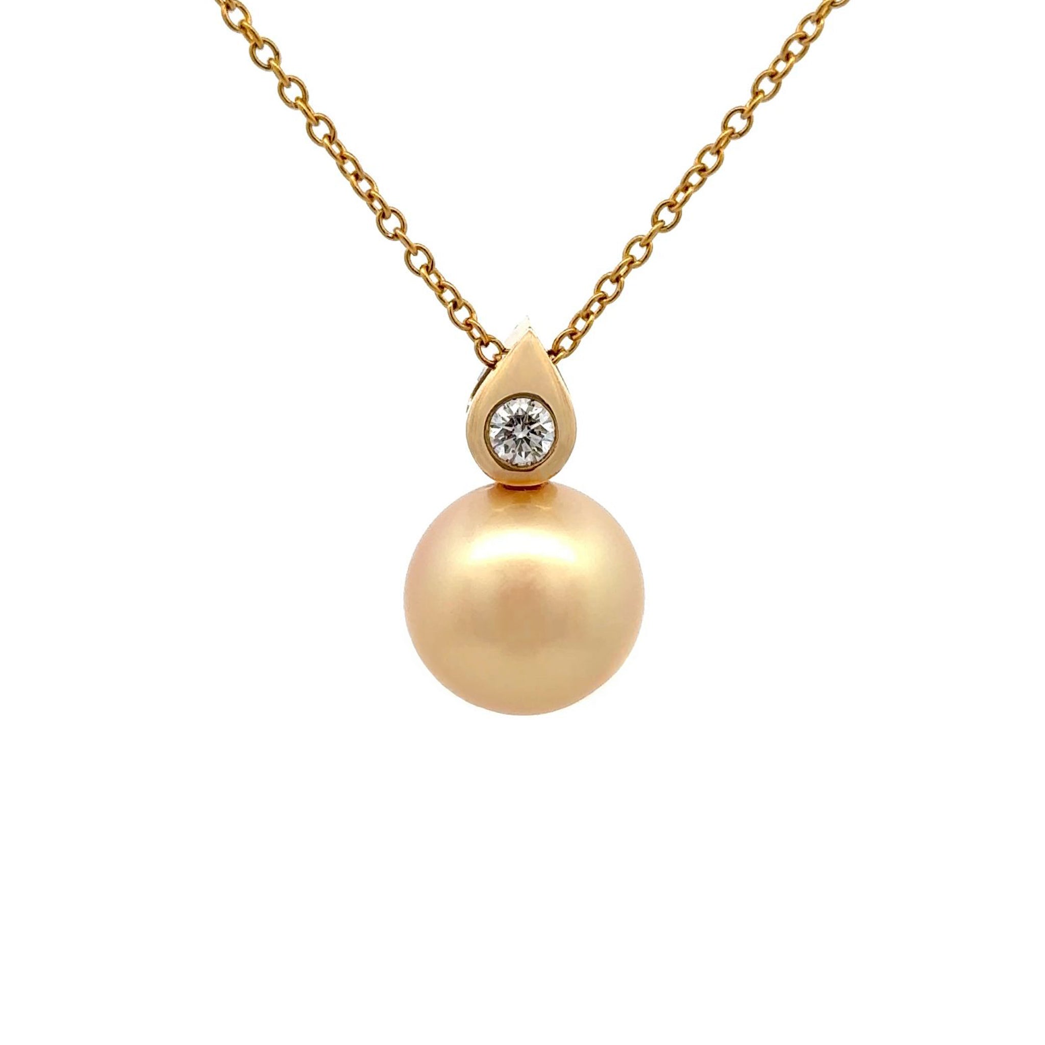 18K Yellow Gold South Sea Cultured 13-14mm Diamond Pearl Pendant