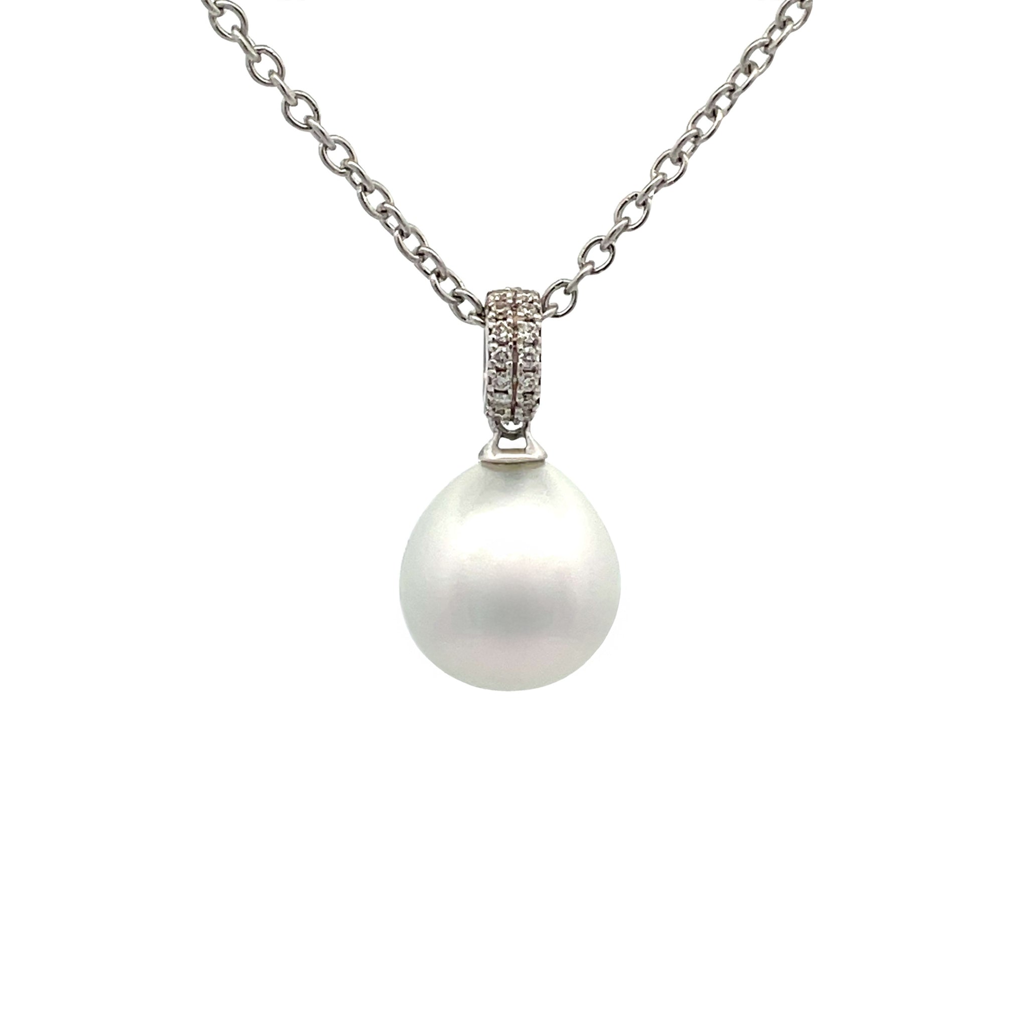 18K White Gold Australian South Sea Cultured 10 -11mm Pearl and Diamond Pendant