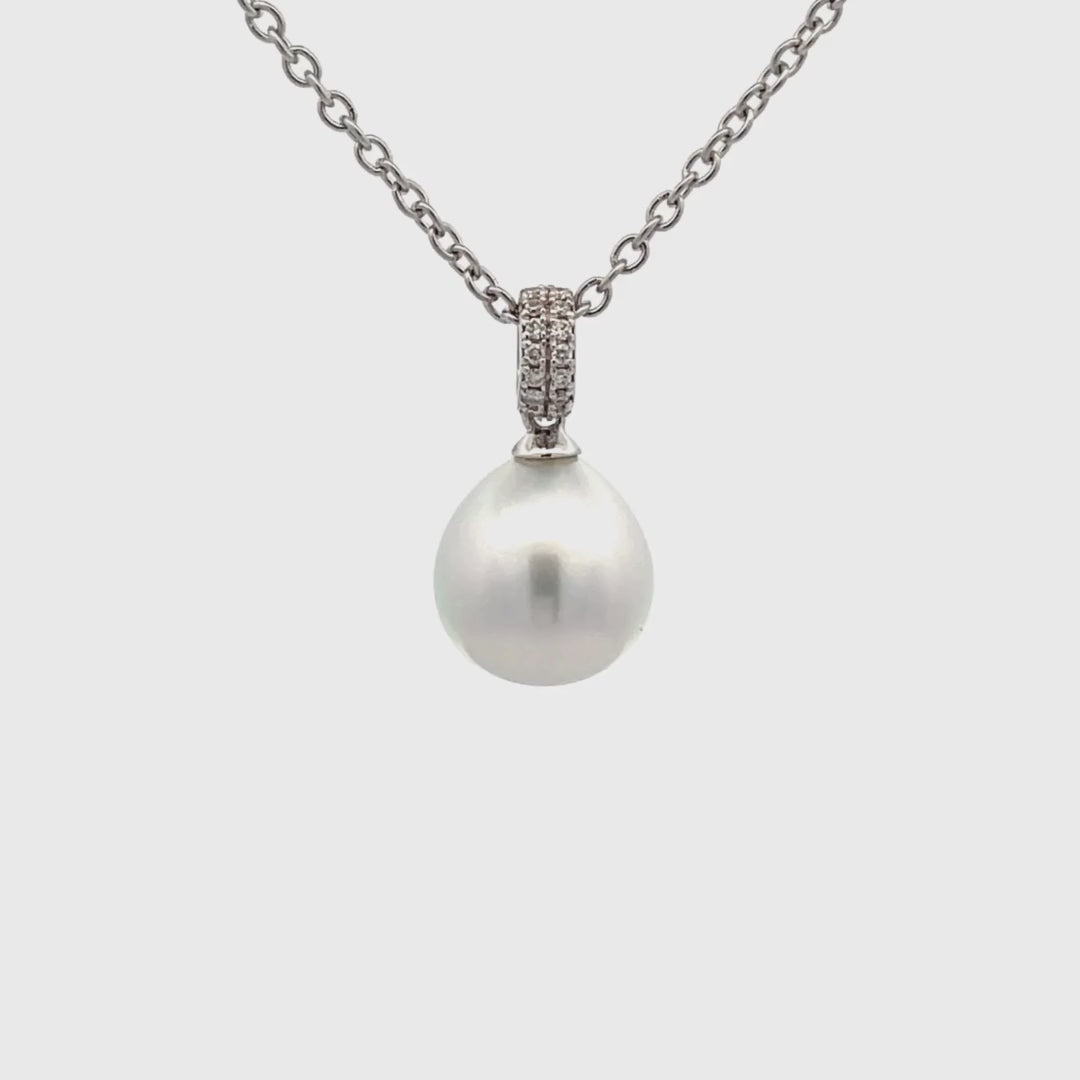 18K White Gold Australian South Sea Cultured 10 -11mm Pearl and Diamond Pendant