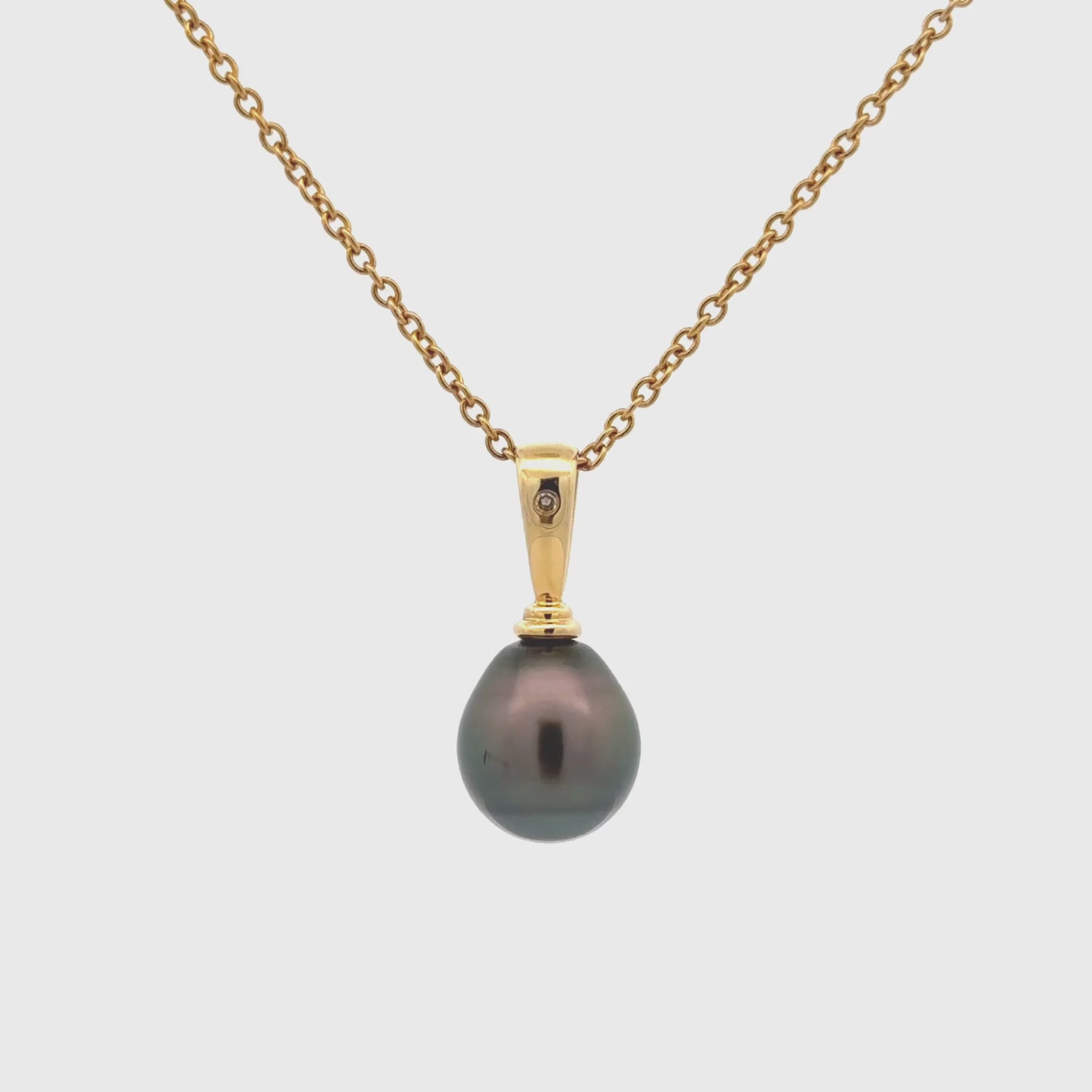 18K Yellow Gold Tahitian 10-11mm Cultured Pearl and Diamond Pendant