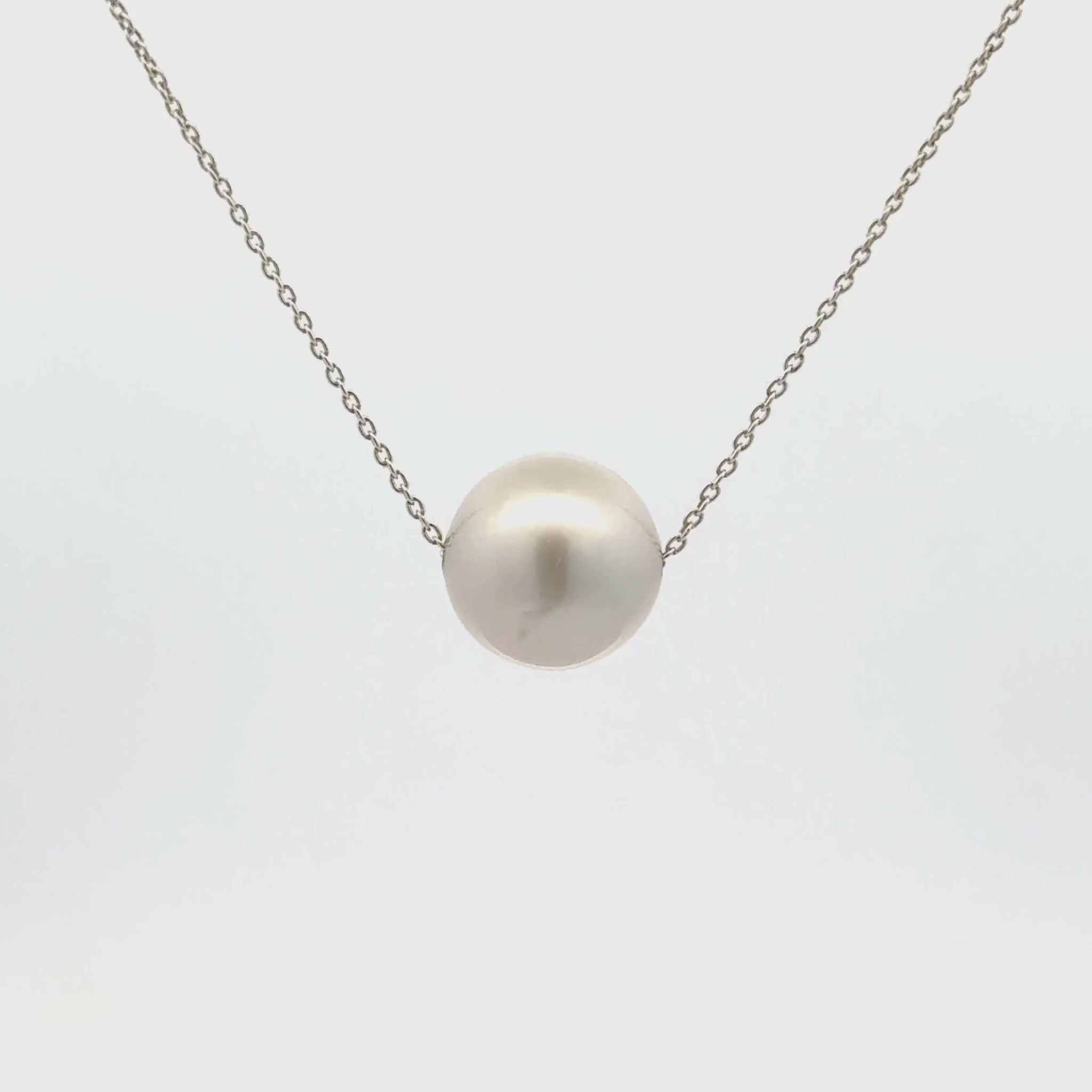 Collana di perle d'argento australiane coltivate nei mari del sud da 12 a 13 mm