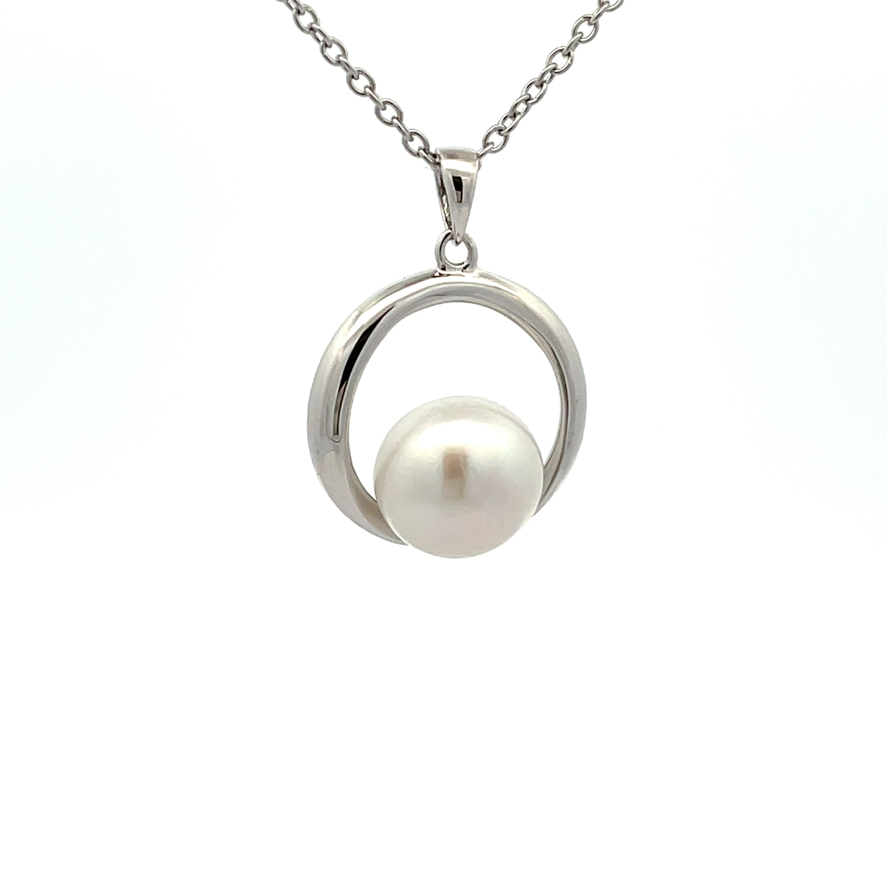 Ciondolo in argento sterling con perle d'acqua dolce bianche da 10-11 mm