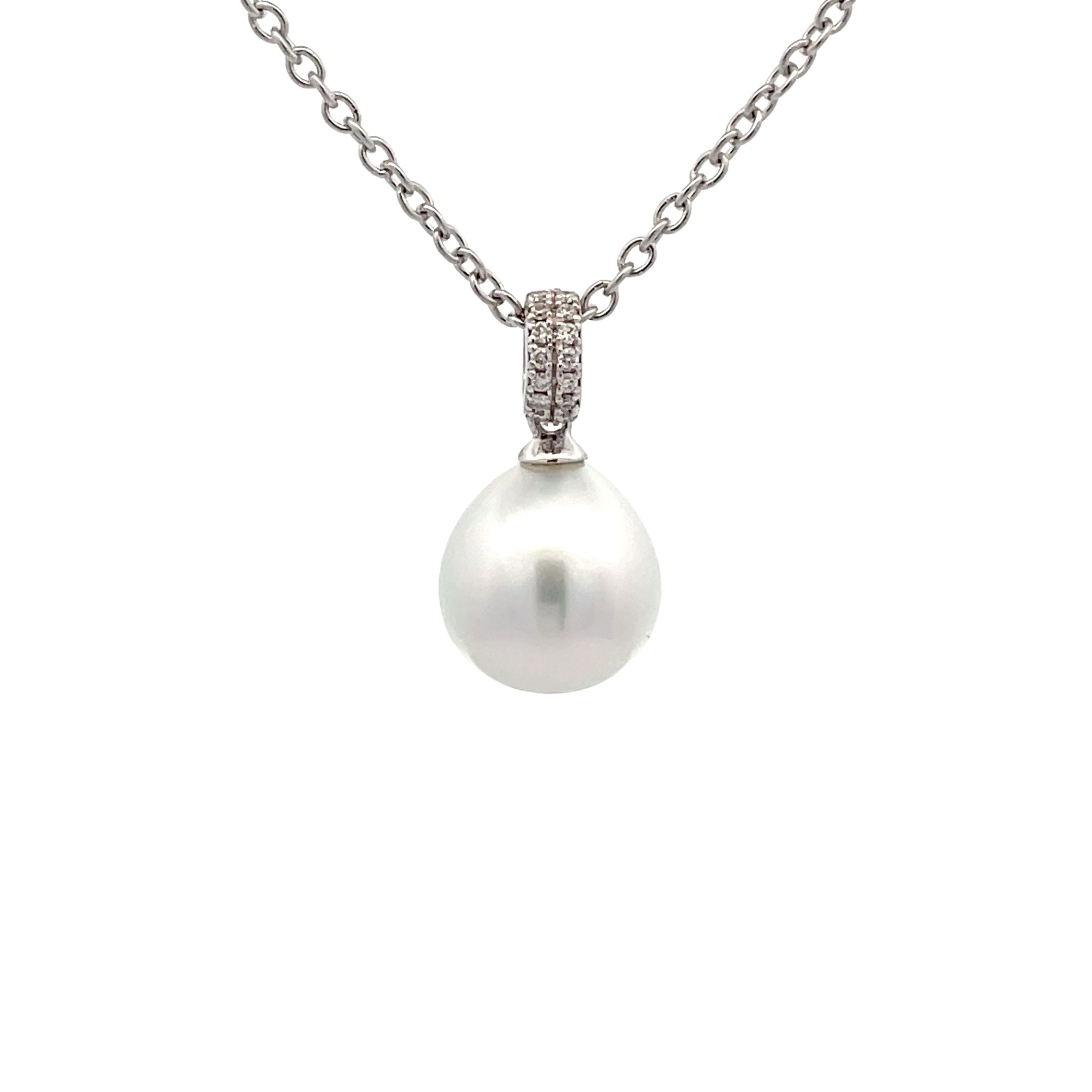 18K White Gold Australian South Sea Cultured 10 -11mm Pearl and Diamond Pendant