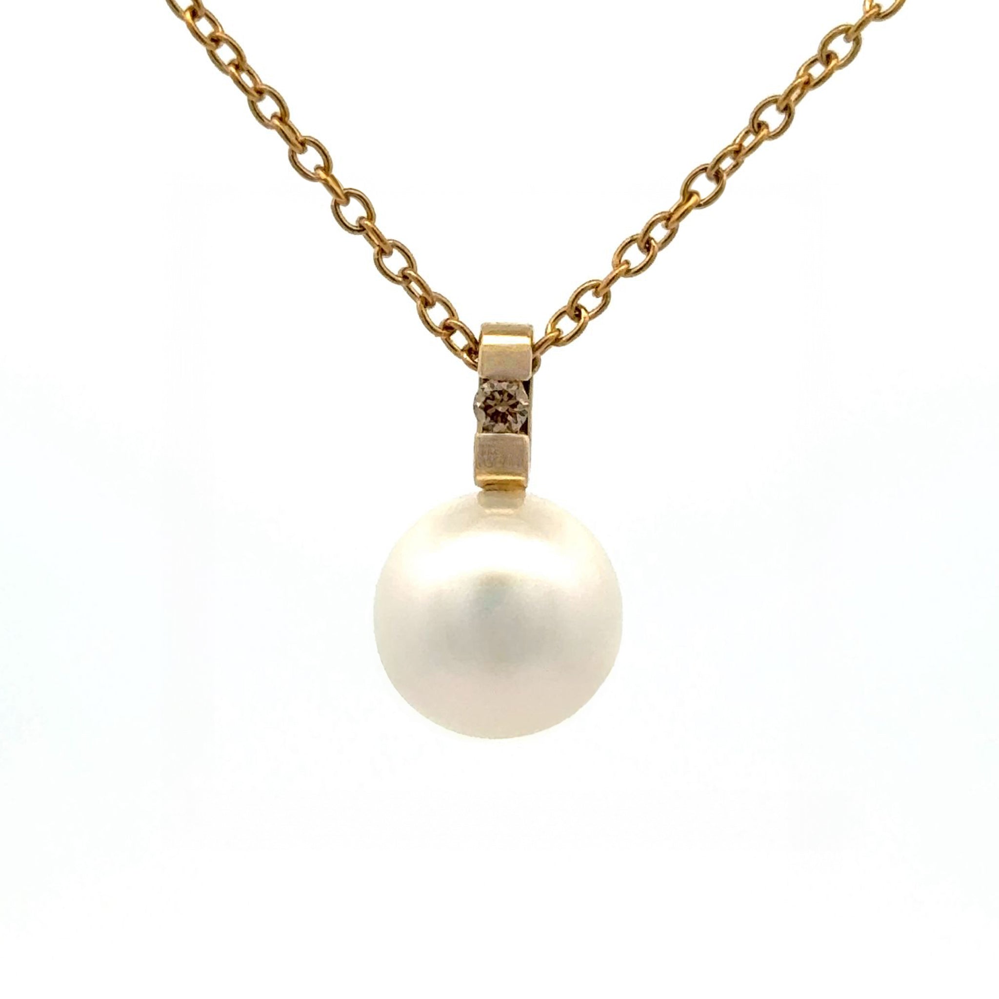 9K Yellow Gold Australian South Sea Cultured 10-11mm Pearl and Argyle Diamond Pendant