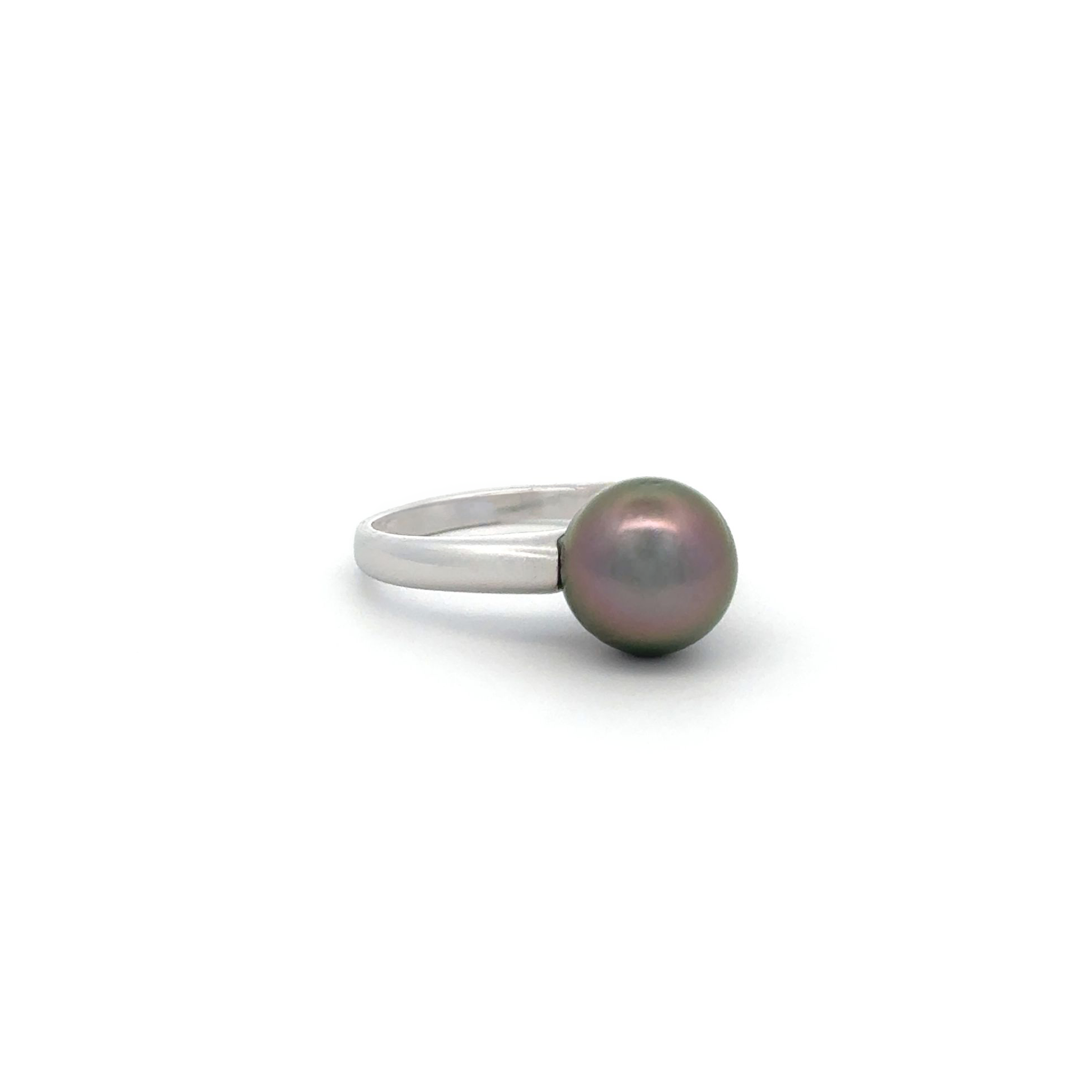 9K White Gold Tahitian 10-11mm Cultured Pearl Ring