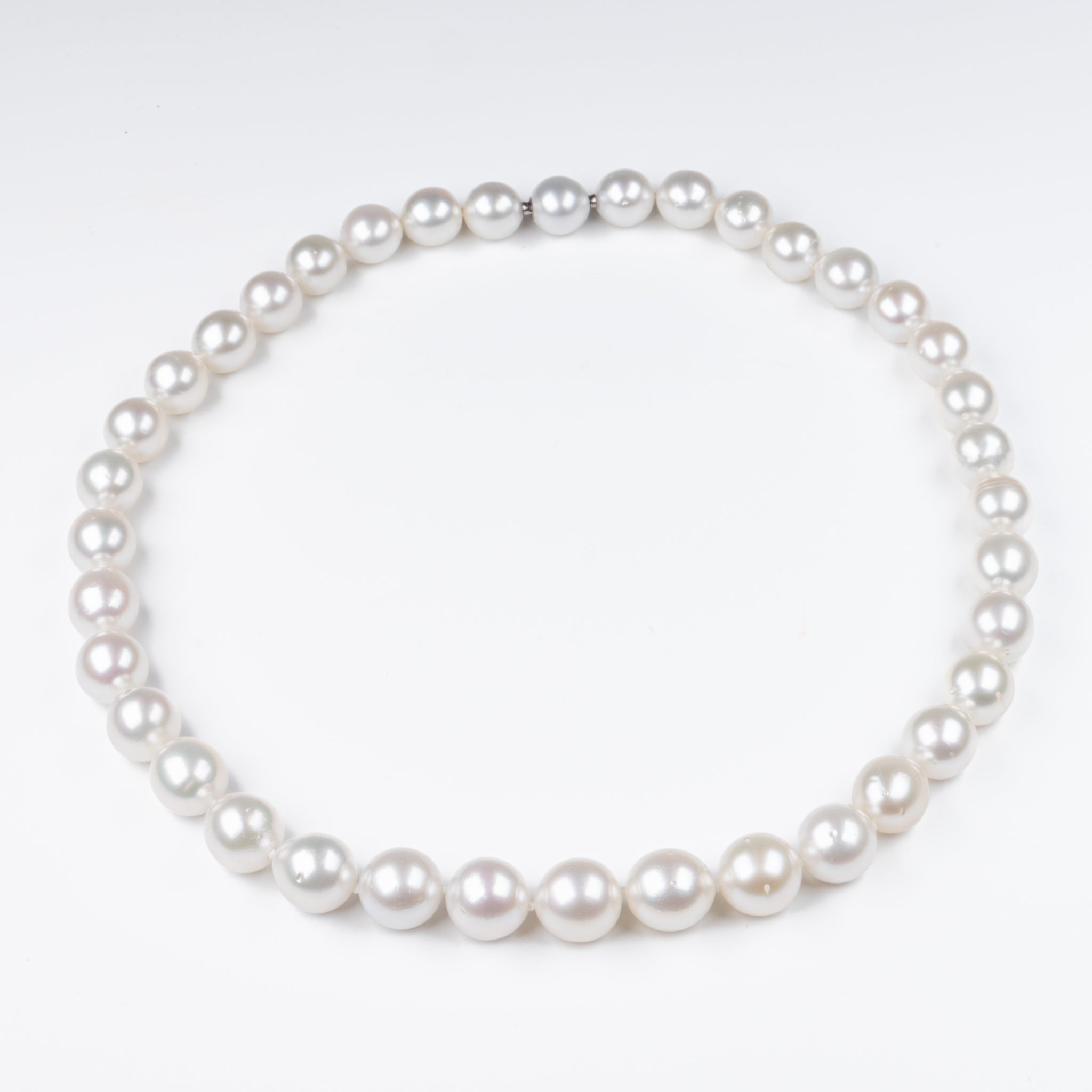 Australian South Sea 45cm Cultured Pearl Strand