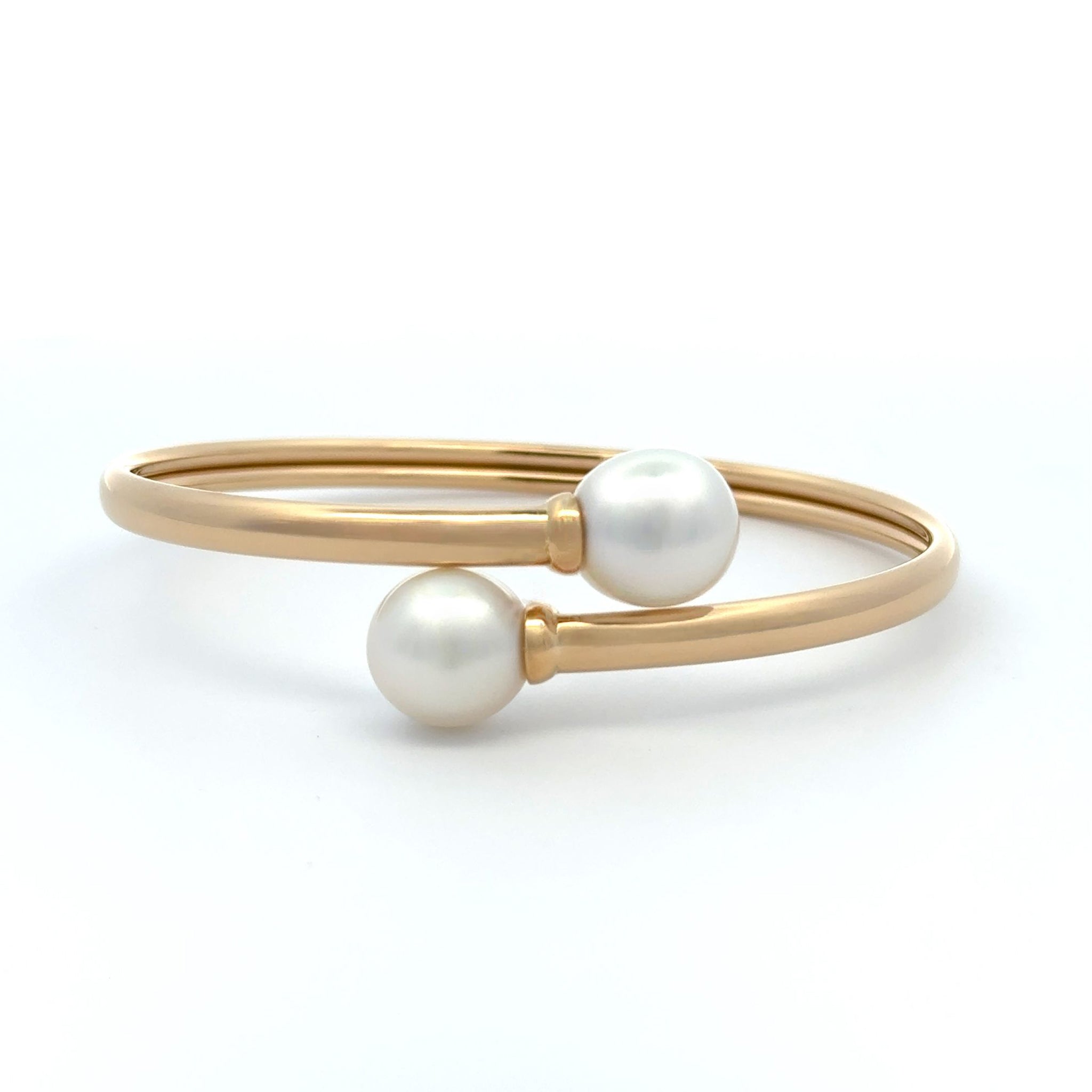 18K Yellow Gold Australian South Sea 10-11mm Cultured Pearl Bangle