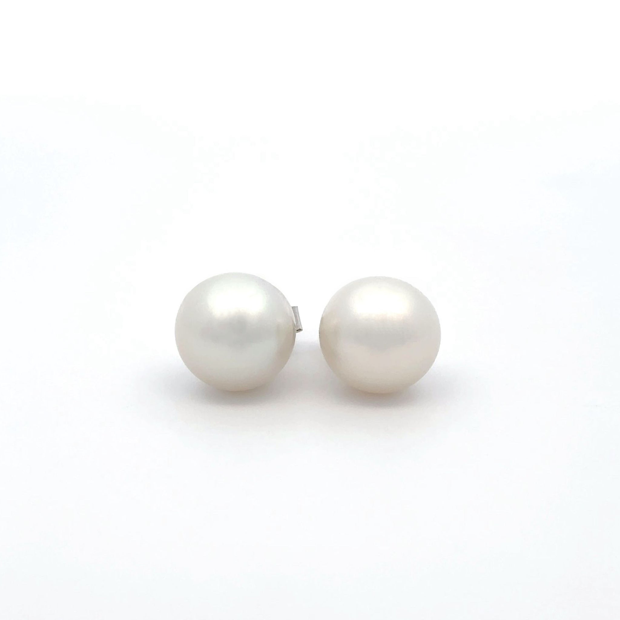 18K White Gold Australian South Sea Cultured Pearl Stud Earrings