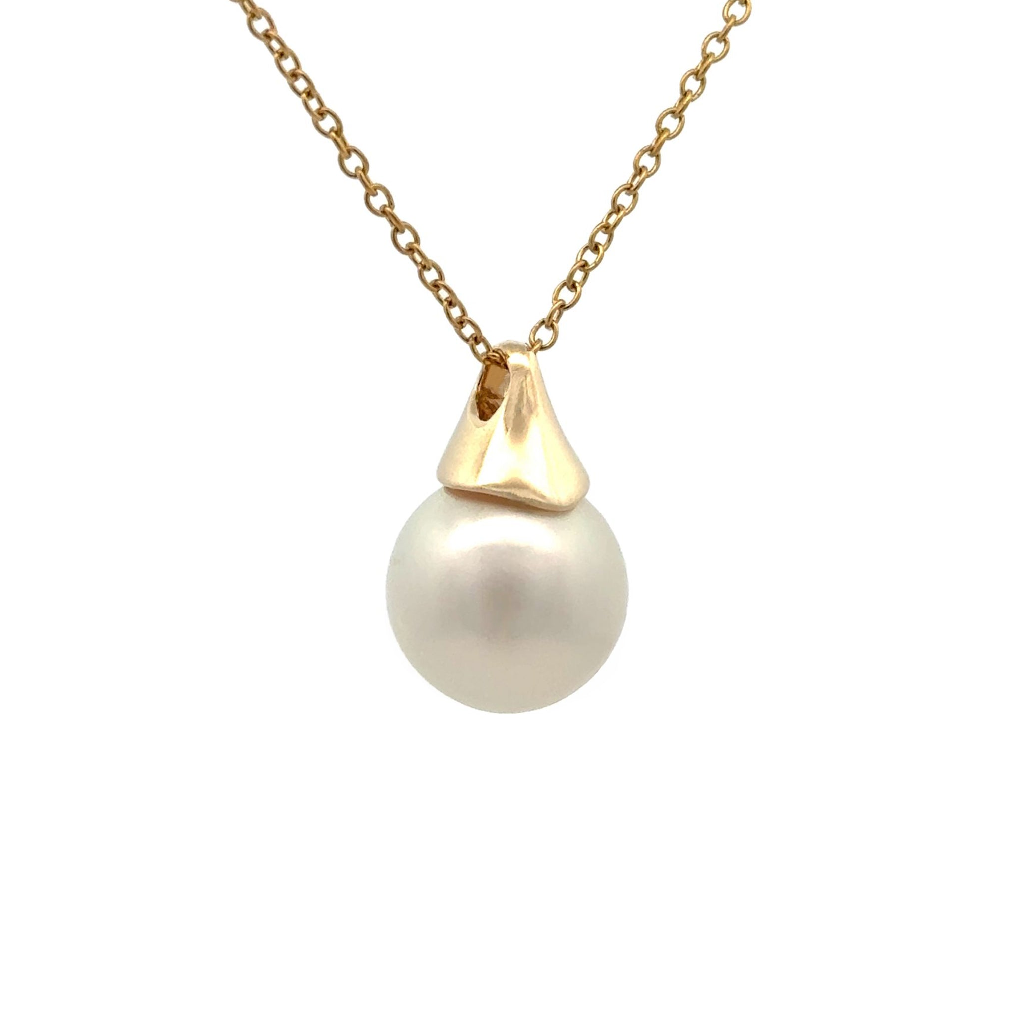 9K Yellow Gold Australian South Sea Cultured Pearl Pendant 