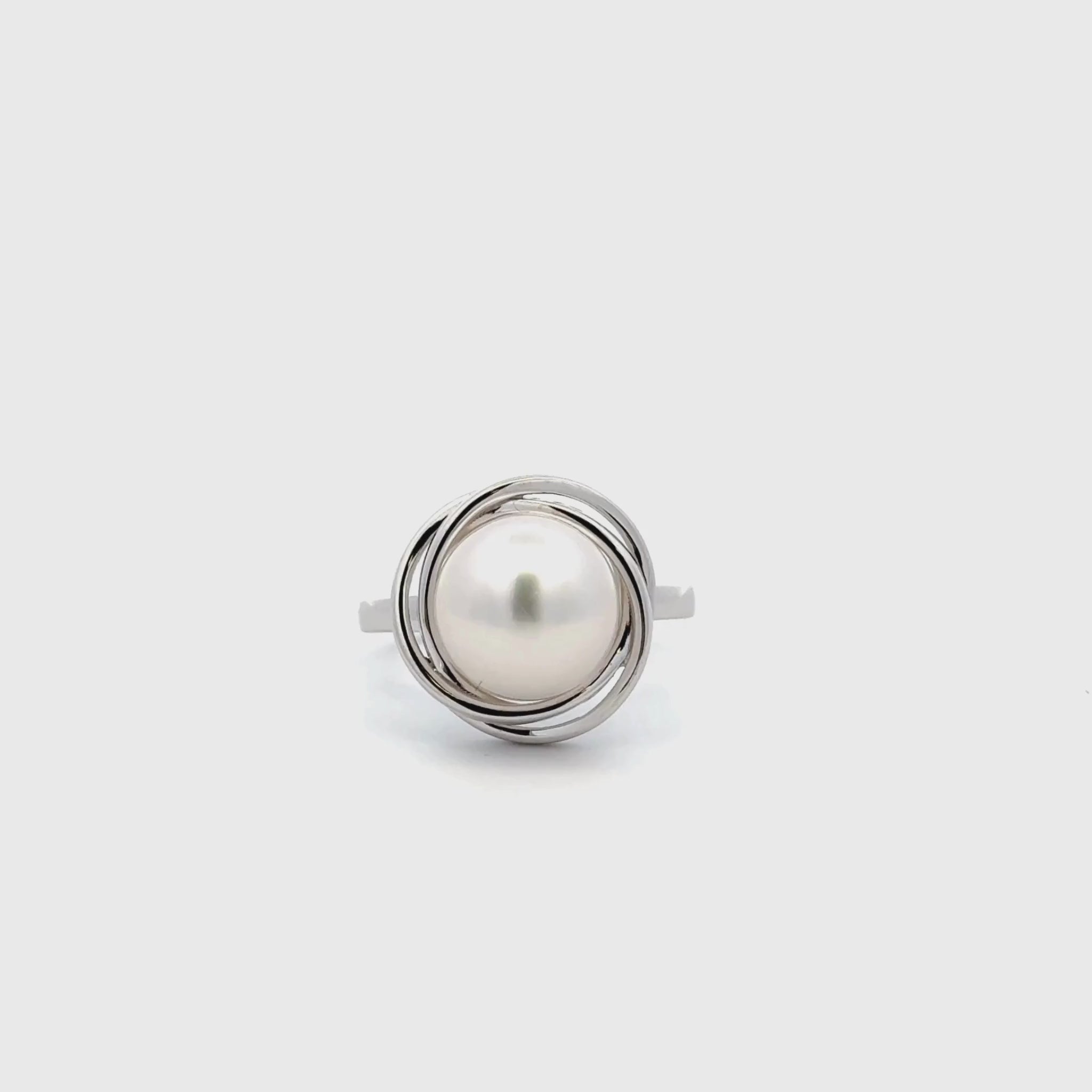 9K White Gold Australian South Sea Cultured Pearl Ring Size P 1/2