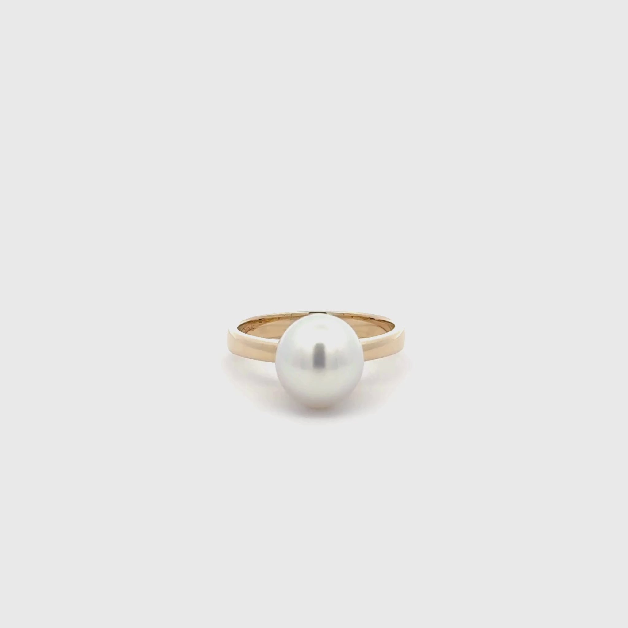 9K Yellow Gold Australian South Sea Cultured Pearl Ring Size P 1/2