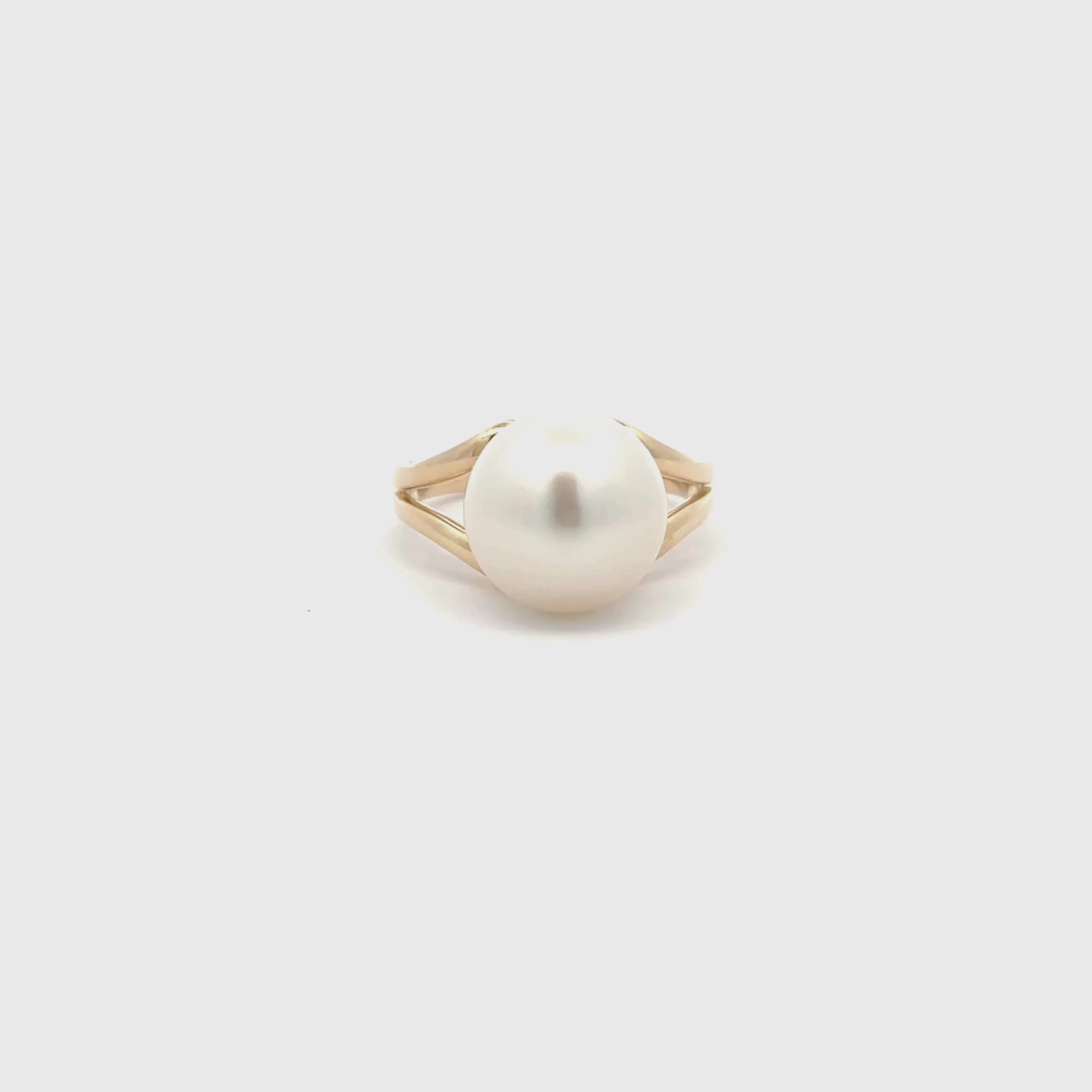 9K Yellow Gold Australian South Sea 12-13mm Cultured Pearl Ring